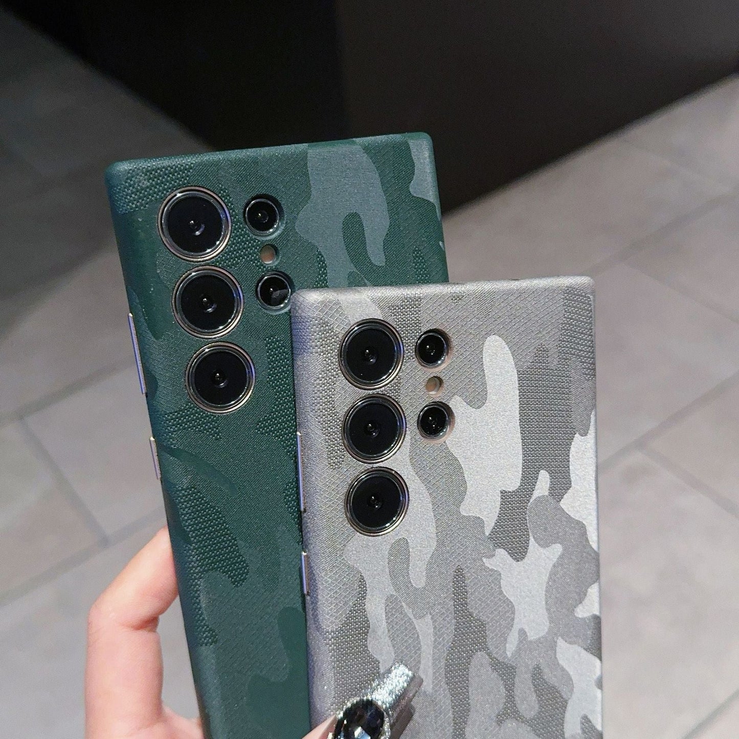 Funda magnética con estampado de camuflaje ilusorio - Samsung