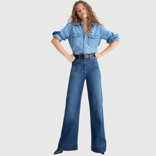 Calça jeans alta com controle de barriga e perna larga 