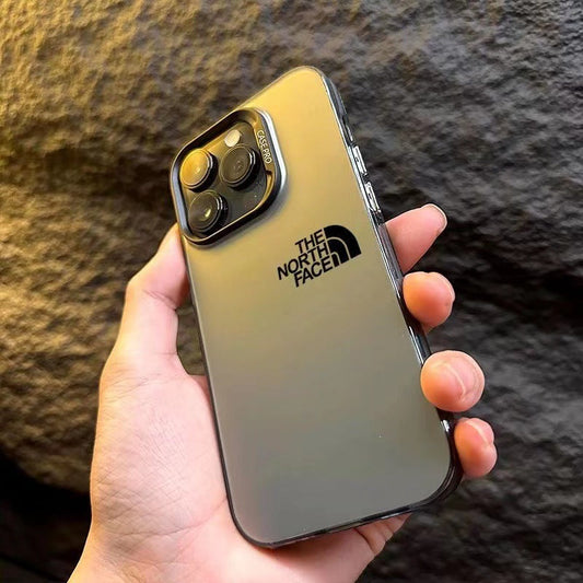 Penutup case bisa bersinar di iPhone North Face